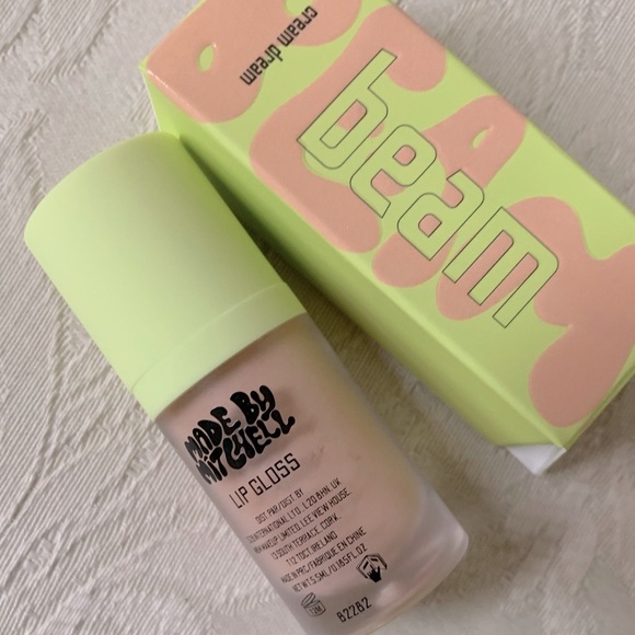 Made by Mitchell Beam Lipgloss in Cream Dream BNIB - Picture 4 of 16